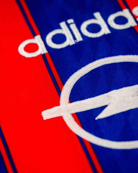 Bayern Munich 1995/96 Home Shirt — Klinsmann #18 — L