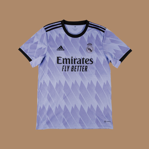 Real Madrid 2022/23 Away Shirt — M