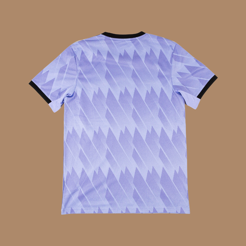 Real Madrid 2022/23 Away Shirt — M