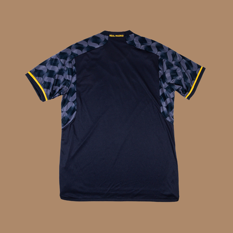 Real Madrid 2023/24 Away Shirt — XL